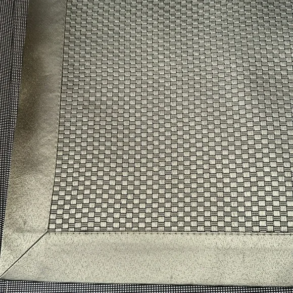 Placemats with napkins and holders - Picture 4 of 6